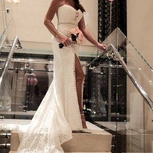 Casablanca Bridal Style 2252 Hyacinth Customized EUC street sz 4/6